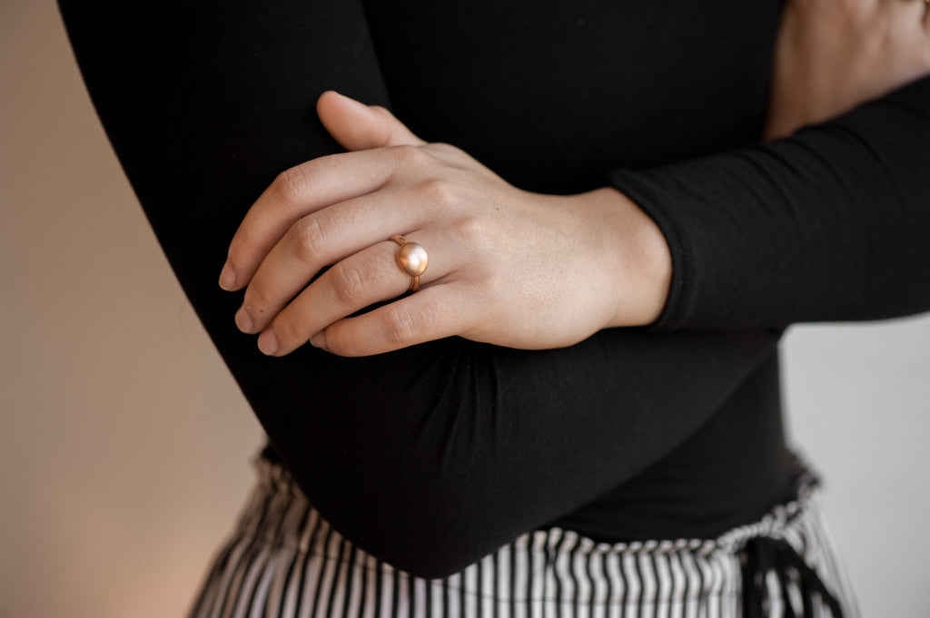 Engagement ring in on sale which hand and finger