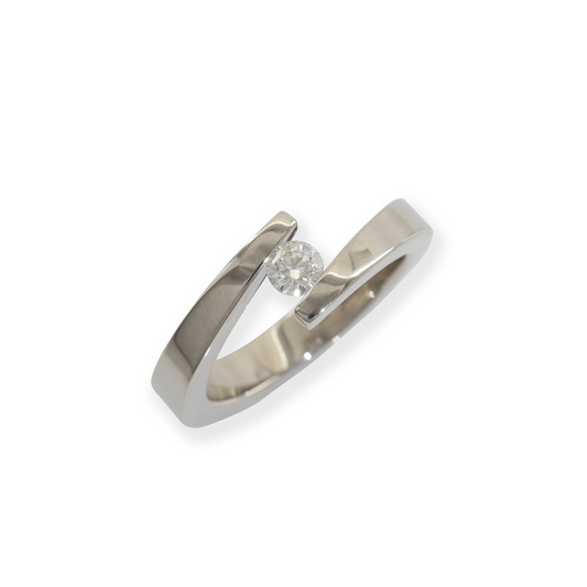 JW374 Diamond Ring, Platinum